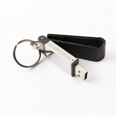 Металлические/пластиковые USB-накопители 3.0 с скоростью чтения 100 МБс