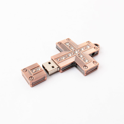 50 МББ больше записей на персонализированных USB-накопителях для запоминания фотографий