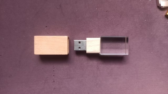 Настраиваемый кристаллический USB-накопитель с опциями лазерного логотипа -50°C 80°C Температура окружающей среды