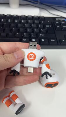 Милые форменные миньоны мультяшный персонаж ПВК флэш-накопитель USB 2,0 и 3,0