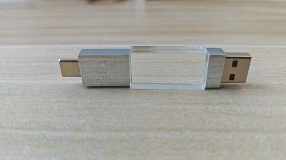 Crystal Usb 3.0 USB A с типом C Оба порта очень быстро читаются Кристальная часть может гравировать логотип Металлическая часть может лазерный логотип внутри имеют два флэш-чипа