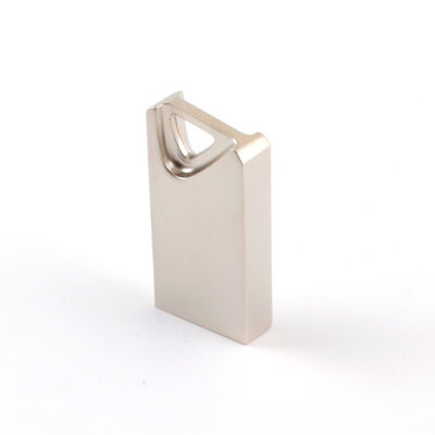 Может быть пользовательским логотипом Металлический USB Флэш-накопитель USB 2 0 Скорость записи 4 до 10 МБ S USB 3 0 Скорость 10 до 30 МБ S Общее время 4 до 5 дней