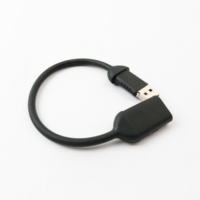 Классифицированный USB-накопитель с скоростью записи 50 МБ/с и скоростью чтения 100 МБ/с