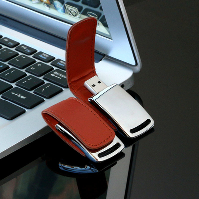 Большой USB флэш-накопитель с емкостью 256 ГБ и скоростью передачи USB 3.0