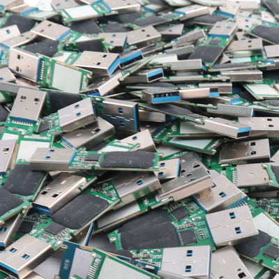 24 мм х 11 мм х 1,4 мм USB флэш чип Скорость передачи до 100 МБ/с Легкость